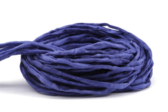 Handgefärbtes Habotai-Seidenband Violettblau ø3mm