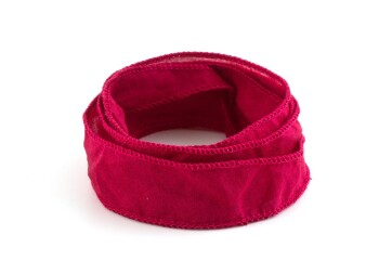 Handgefertigtes Habotai-Seidenband Himbeer 20mm breit