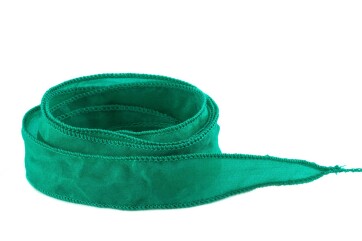 Handgefertigtes Habotai-Seidenband Grün 20mm breit