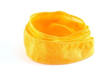 Handgefertigtes Habotai-Seidenband Sonnengelb 20mm breit