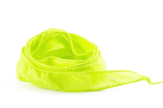 Handgefertigtes Habotai-Seidenband Lime 20mm breit