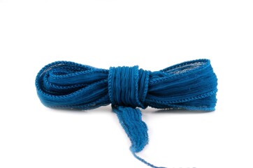 Handgefertigtes Seidenband Crinkle Crêpe Blaugrün 20mm breit