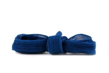 Handgefertigtes Seidenband Crinkle Crêpe Royalblau 20mm breit