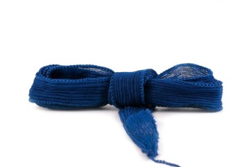 Handgefertigtes Seidenband Crinkle Crêpe Royalblau 20mm breit