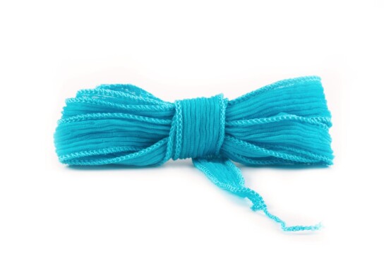 Handgefertigtes Seidenband Crinkle Crêpe Türkis 20mm breit
