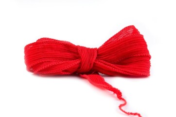Handmade silk ribbon Crinkle Crêpe Chimney Red 20mm...