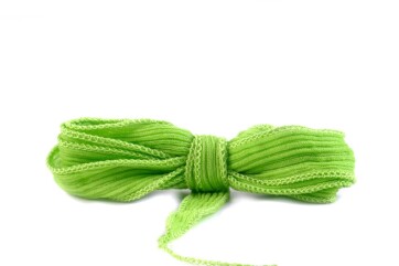 Handmade silk ribbon Crinkle Crêpe Apple Green 20mm...