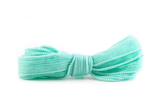 Handgefertigtes Seidenband Crinkle Crêpe Pastell Mint 20mm breit
