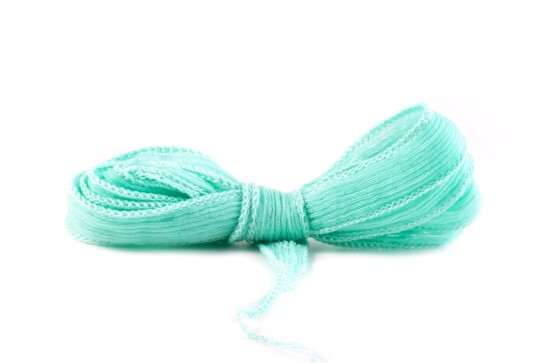 Handgefertigtes Seidenband Crinkle Crêpe Pastell Mint 20mm breit