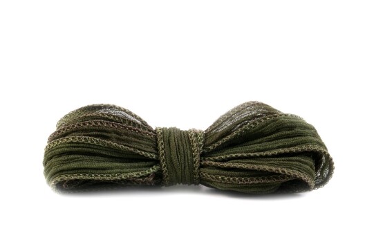 Handgefertigtes Seidenband Crinkle Crêpe Oliv 20mm breit
