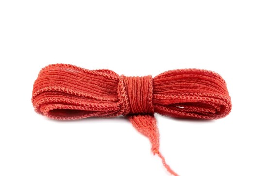 Handgefertigtes Seidenband Crinkle Crêpe Rostrot 20mm breit