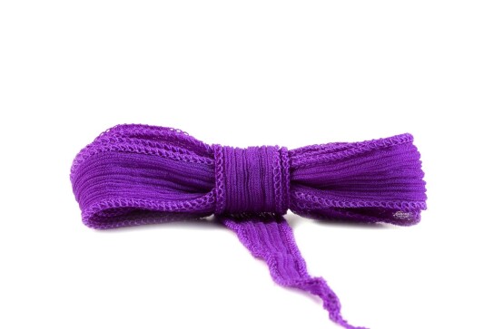 Handgefertigtes Seidenband Crinkle Crêpe Lila 20mm breit