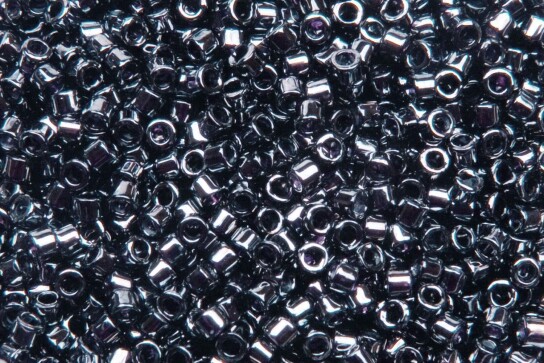 DB0001 Gunmetal Miyuki Delica 11/0 perles cylindriques japonaises 1,6mm 5g
