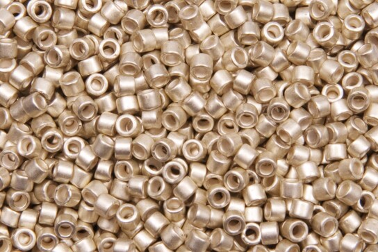 DB1151  Galvanized semi-frosted Silver Miyuki Delica 11/0 perles cylindriques japonaises 1,6mm 5g