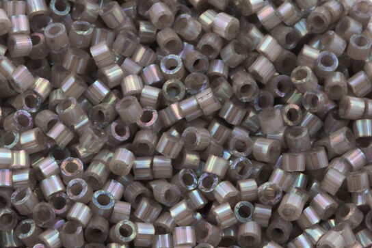 DB1877 Silk Inside Dyed Pewter AB Miyuki Delica 11/0 Perle di cilindro giapponese 1,6mm 5g