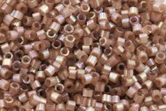 DB1879 Silk Inside Dyed Beige AB Miyuki Delica 11/0 Japanische Zylinderperlen 1,6mm 5g