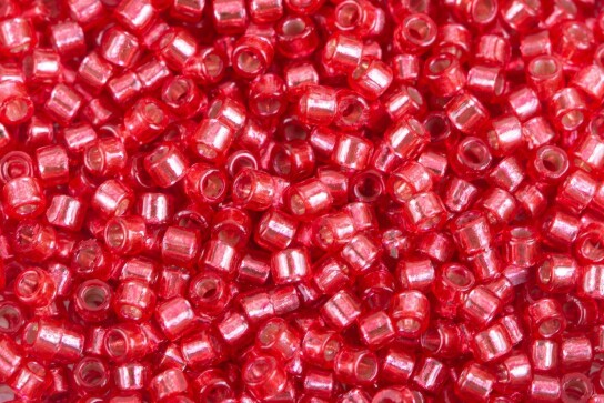 DB2159 Duracoat S/L Dyed Light Cranberry Miyuki Delica 11/0 Cuentas de cilindro japonés 1.6mm 5g