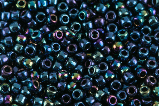 TR-11-86  Metallic Rainbow Iris 2,2mm TOHO 11/0 Rocailles 10g