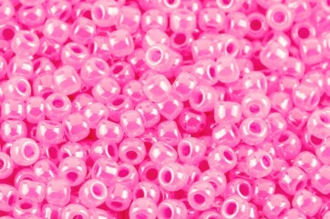 TR-11-910 Ceylon Hot Pink 2,2mm TOHO 11/0 Rocailles 10g
