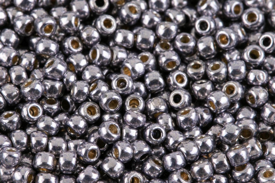 TR-11-PF568  PF Galvanized Gunmetal Gray 2,2mm TOHO 11/0 Rocailles 10g