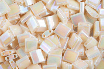 TL0486  Ivory Pearl Ceylon AB 5x5x1,9mm Miyuki Tila Beads