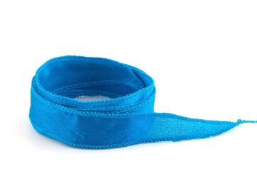 Handgefertigtes Crêpe Satin Seidenband Sapphire 20mm breit