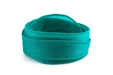 Handgefertigtes Crêpe Satin Seidenband Emerald 20mm...