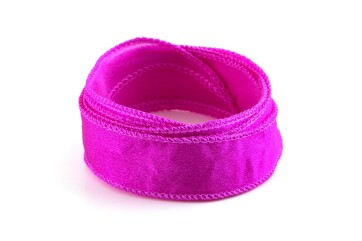 Handgefertigtes Crêpe Satin Seidenband Pink Parfait 20mm breit