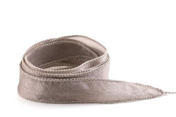 Handgemaakt crêpe satijn zijden lint Taupe 20mm breed