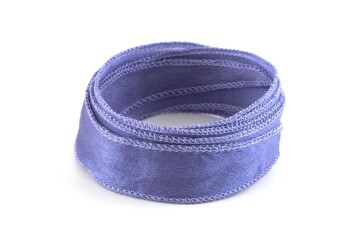 Handgefertigtes Crêpe Satin Seidenband Lavendel 20mm breit
