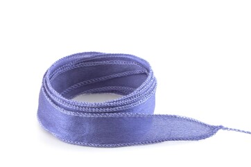 Handgefertigtes Crêpe Satin Seidenband Lavendel 20mm breit