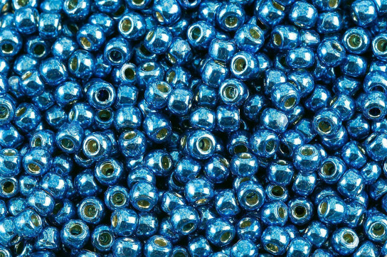 TR-11-PF586  PF Galvanized Denim Blue 2,2mm TOHO 11/0 Rocailles 10g