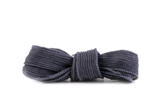 Handgefertigtes Seidenband Crinkle Crêpe Anthrazit 20mm breit