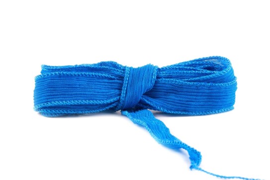 Handgefertigtes Seidenband Crinkle Crêpe Sapphire 20mm breit