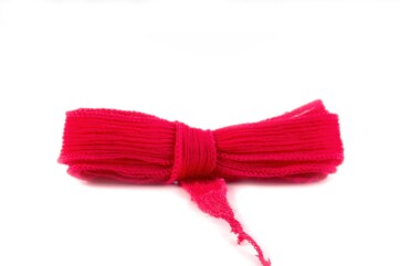 Cinta de seda hecha a mano Crinkle Crêpe Rojo de 20 mm de ancho