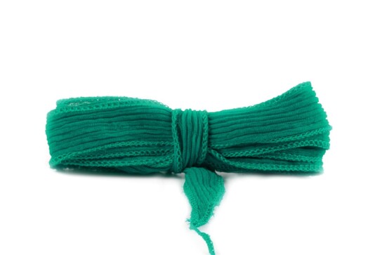 Handgefertigtes Seidenband Crinkle Crêpe Grasgrün 20mm breit