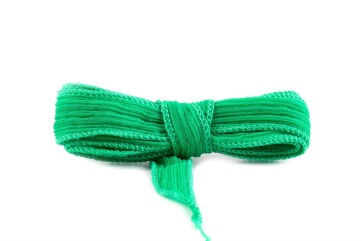 Handgefertigtes Seidenband Crinkle Crêpe Minzgrün 20mm breit