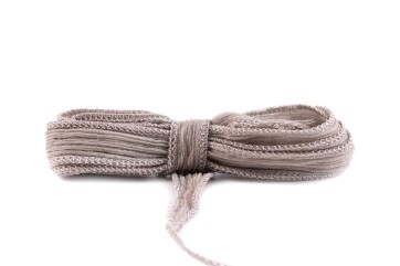 Handgefertigtes Seidenband Crinkle Crêpe Taupe 20mm breit