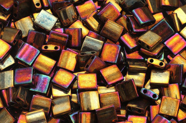 TL0462  Metallic Gold Iris 5x5x1,9mm Miyuki Tila Beads