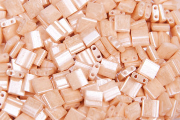 TL0593  Light Caramel Ceylon 5x5x1,9mm Miyuki Tila Beads