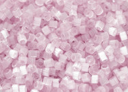 DB0675 Pale Pink Silk Satin Miyuki Delica 11/0 Cuentas de cilindro japonés 1.6mm 5g