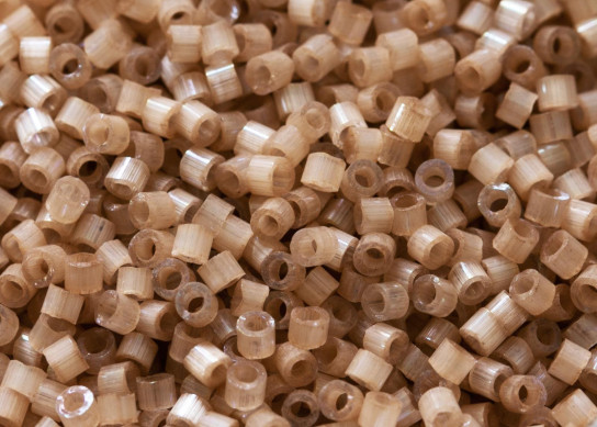 DB1802 Dyed Shell Silk Satin Miyuki Delica 11/0 perles cylindriques japonaises 1,6mm 5g