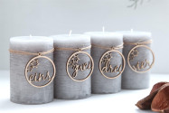 Houten adventskrans cijfers 1-4 in eenvoudig cursief schrift met uitgesneden sterren | Handgemaakte houten cijfers voor de adventskrans