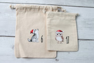 Adventskalender Beutel 24 Stück | Baumwollbeutel mit Weihnachtstieren, 100% Baumwolle, OEKO-TEX®, 10×14/15×20 cm, wiederverwendbar