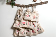 Adventskalender Beutel 24 Stück | Canvas-Beutel handmade Pink Christmas, 100% Baumwolle, OEKO-TEX®, 12×15/15×20cm, wiederverwendbar