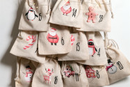 Adventskalender Beutel 24 Stück | Canvas-Beutel handmade Pink Christmas, 100% Baumwolle, OEKO-TEX®, 12×15/15×20cm, wiederverwendbar