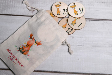 Calendario dell’Avvento in legno giraffa personalizzato con nome | 36×24cm | Selezione set (tavola, numeri stampati, set completi)