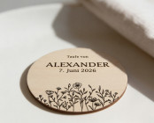 Platzkarten Taufe Holz Ø6cm | personalisiert | Blumenwiese – Line Art